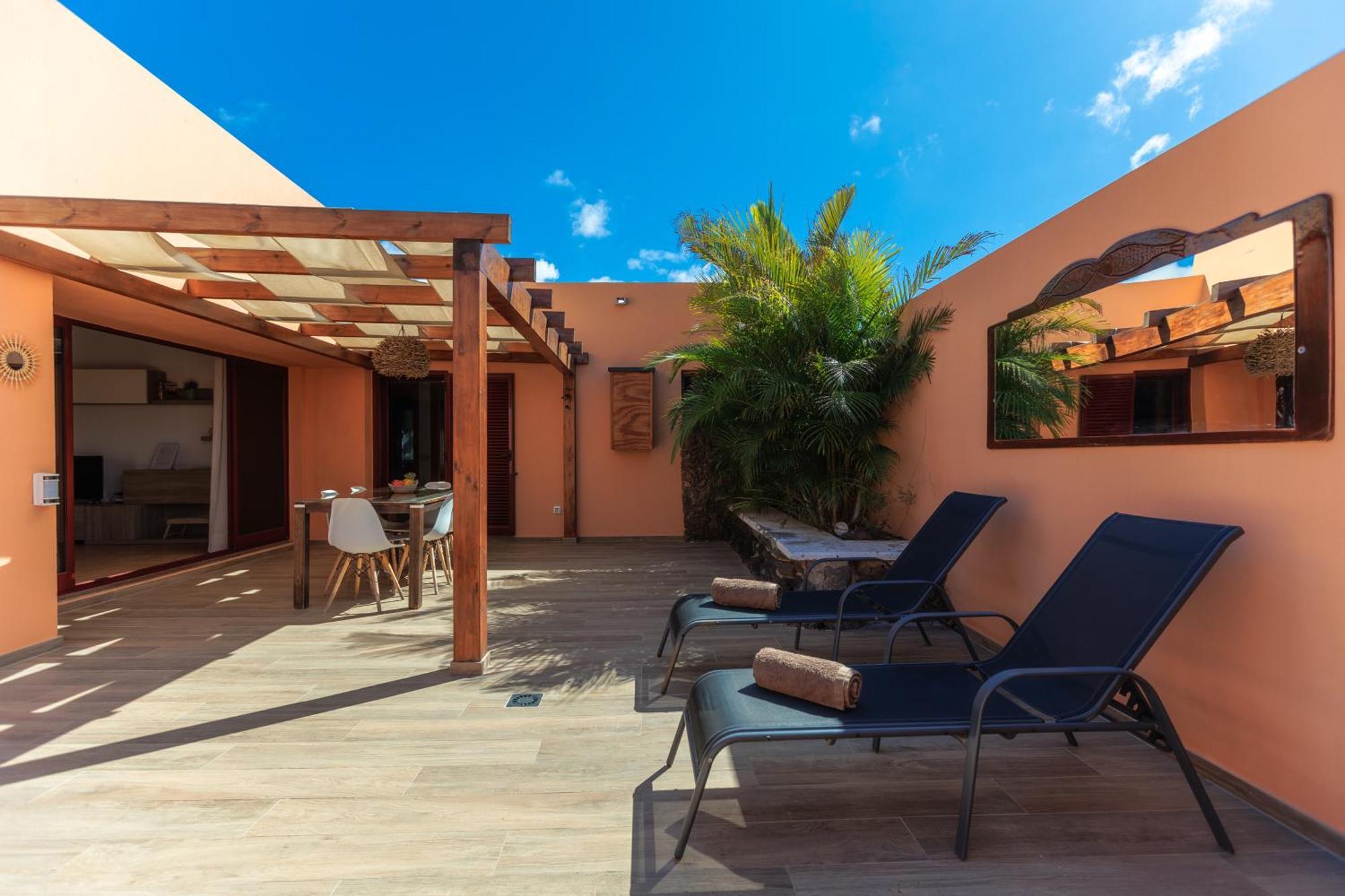Villa Jacuzzi & Barbecue La Oliva Exterior photo